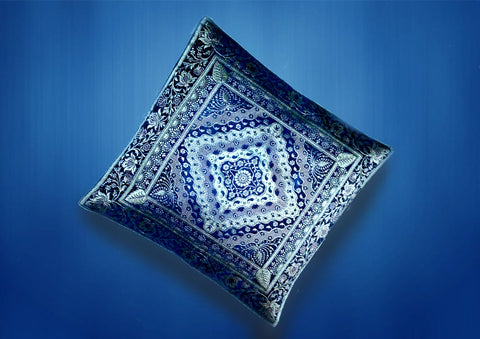 VALDA CUSHION COVERS