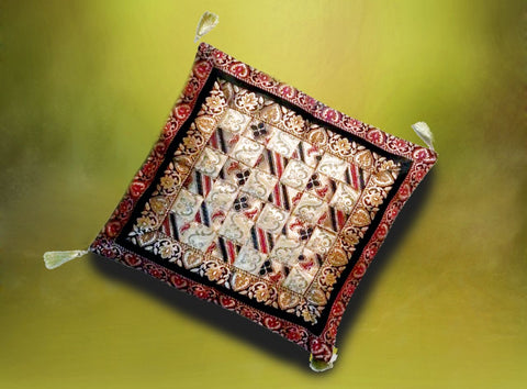 VALDA CUSHION COVERS